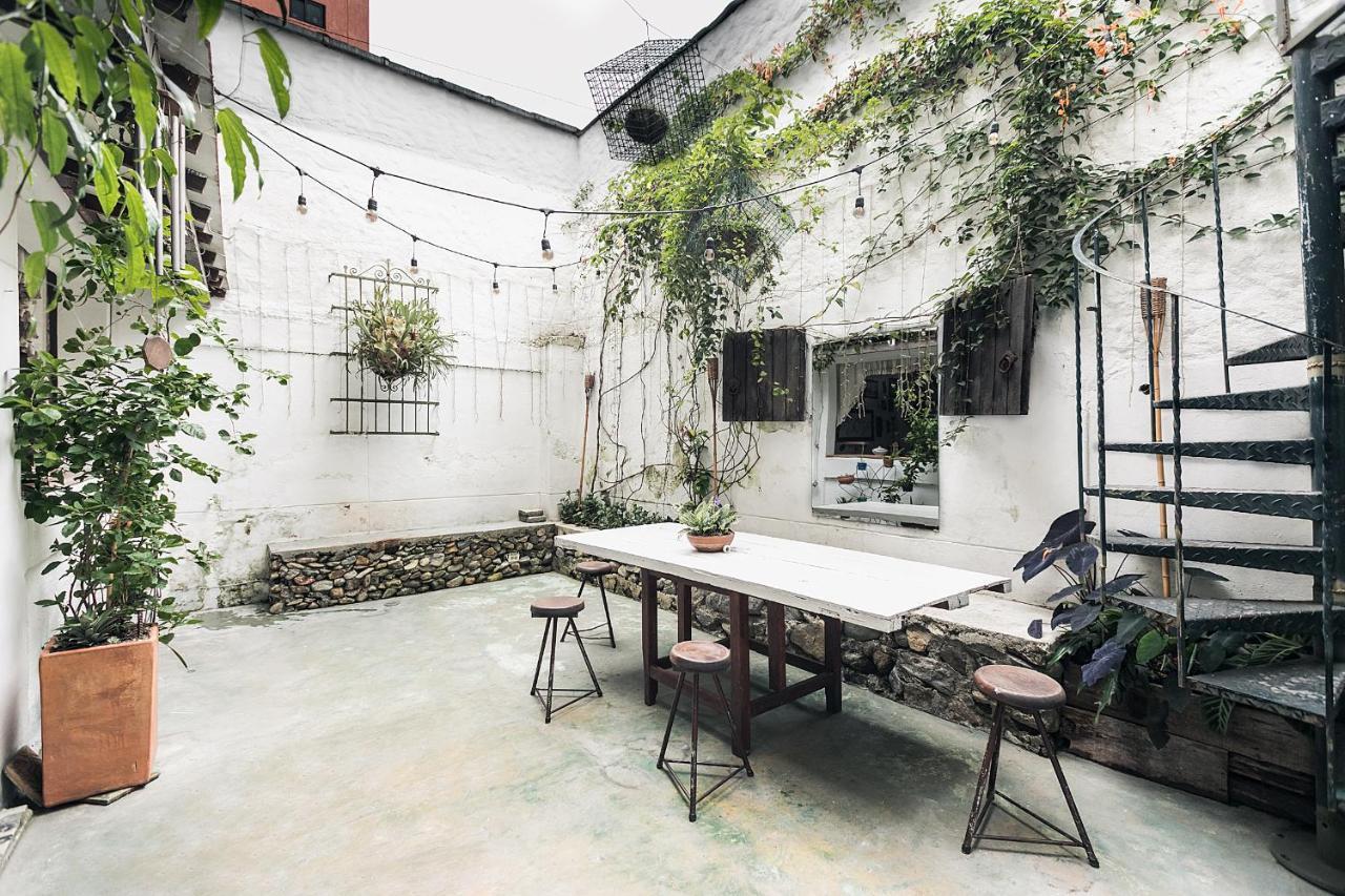 Florentina Symbiosis Medellin Exterior photo